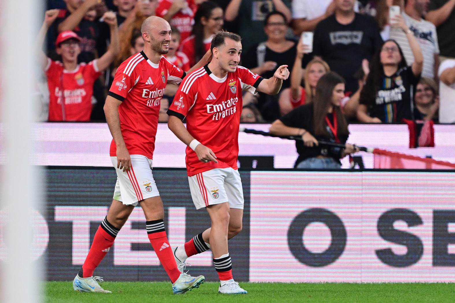 Fenerbahçe, Benfica maçında sonunu getiremedi - Resim : 1