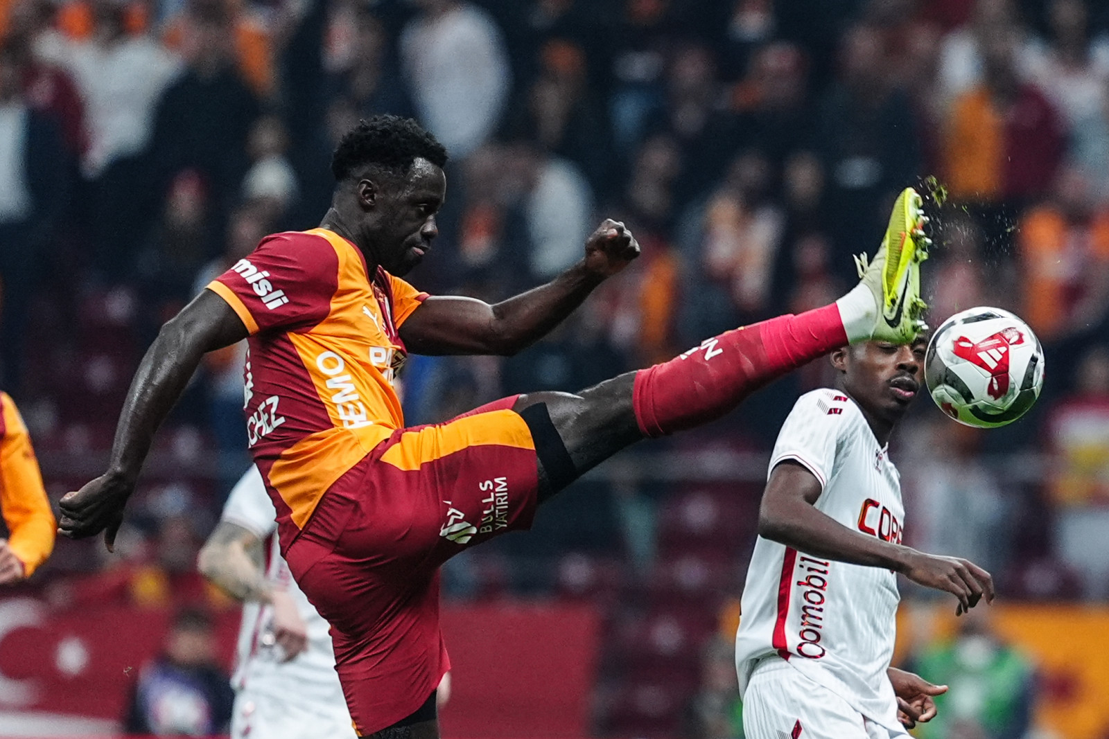Galatasaray'ı Victor Osimhen kurtardı: Samsunspor'u yıkan röveşata: 3-2 - Resim : 4