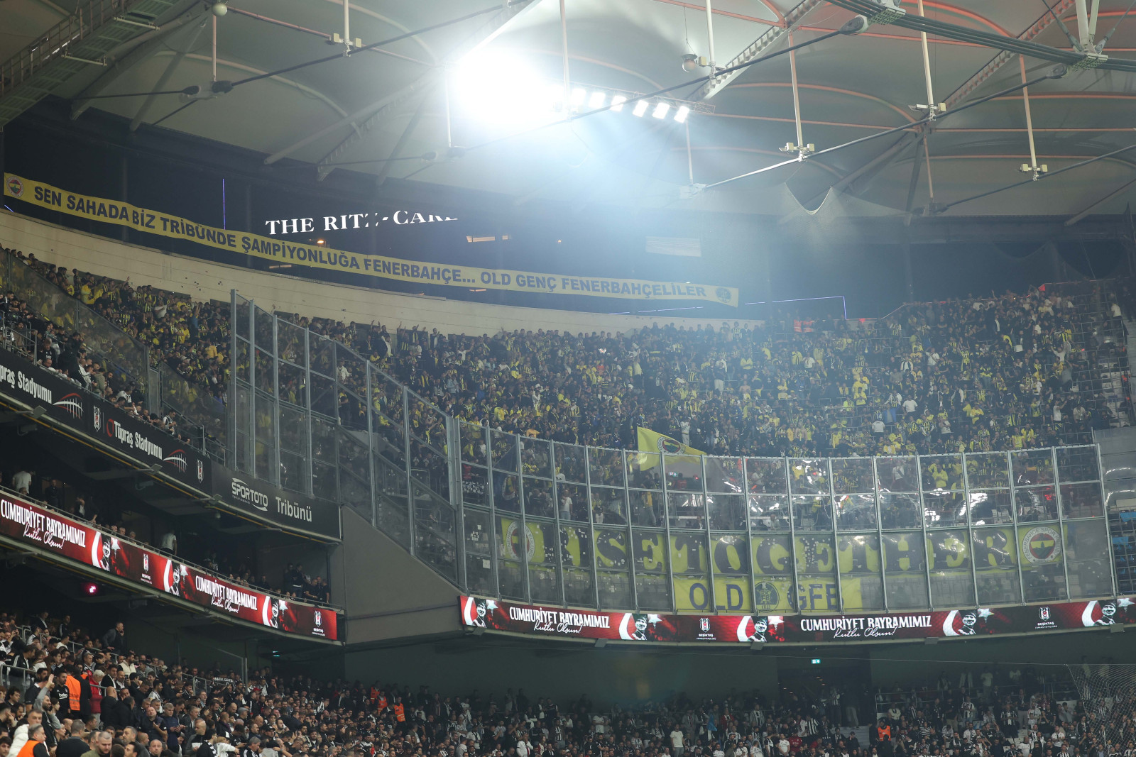 Sistemi kilitleyip derbi biletlerini toplu almışlar: Karaborsa operasyonu! - Resim : 1